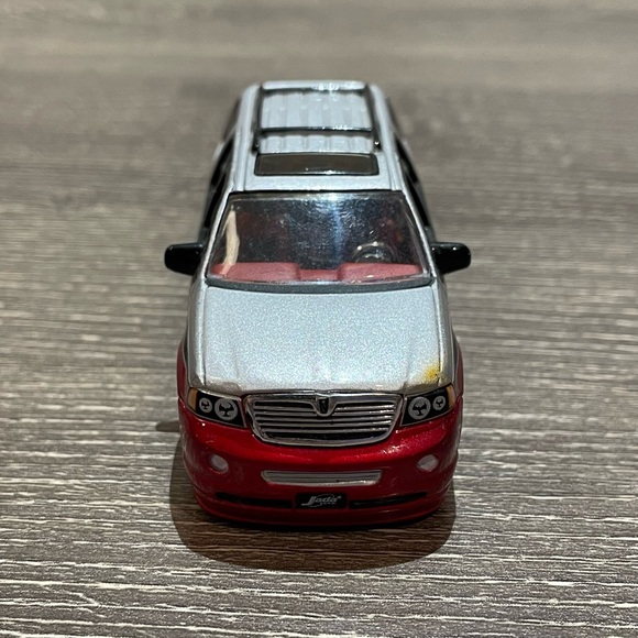 JADA TOYS DUB CITY 2003 Lincoln Navigator Suv Diecast Toy 1/64 - Picture 6 of 8